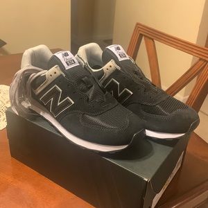 New Balance 574 Classics Running Shoes ML574EGK
